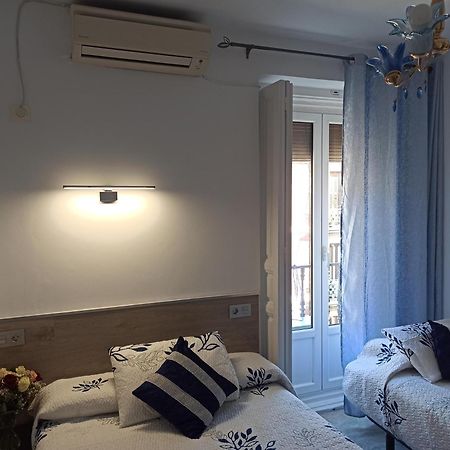 Hostal Huespedes Toledo Madrid Exterior photo