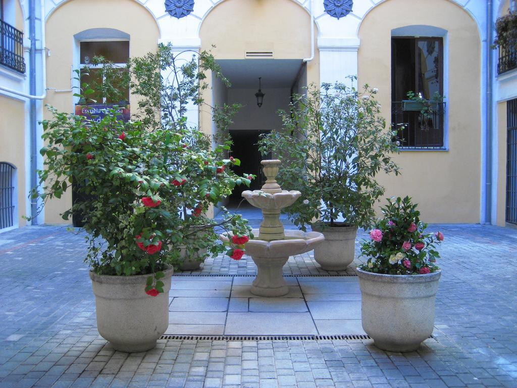 Hostal Huespedes Toledo Madrid Exterior photo