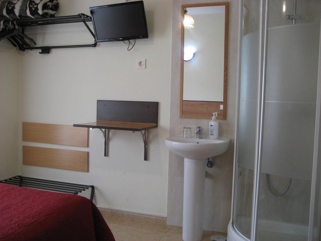 Hostal Huespedes Toledo Madrid Room photo
