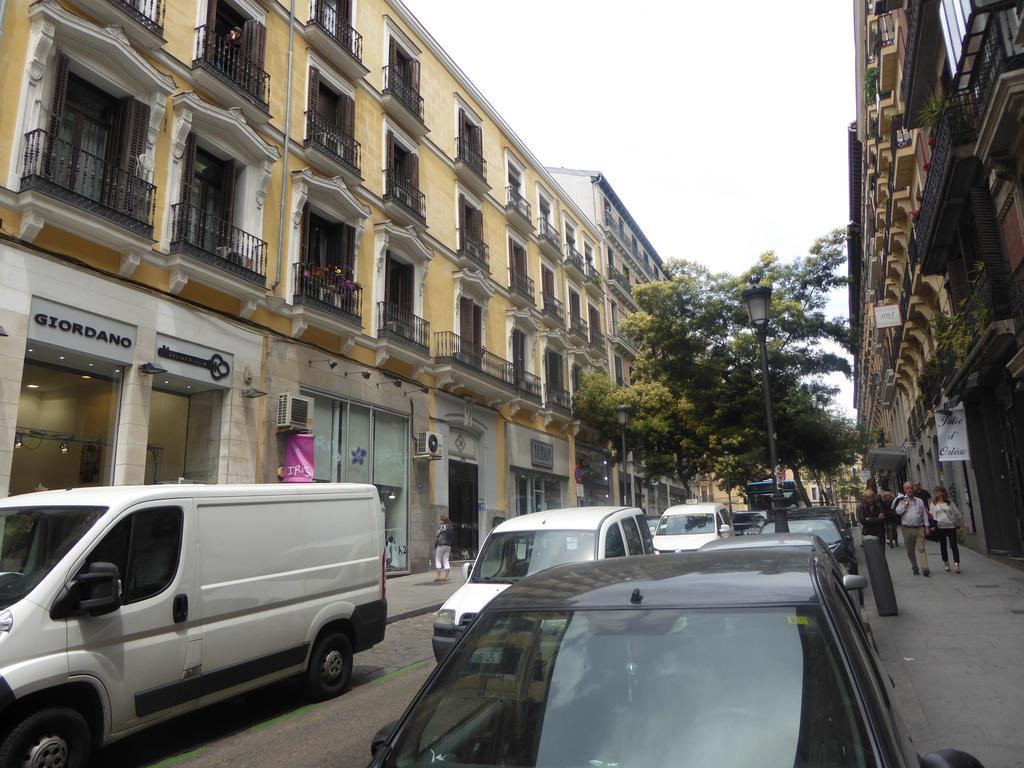 Hostal Huespedes Toledo Madrid Exterior photo