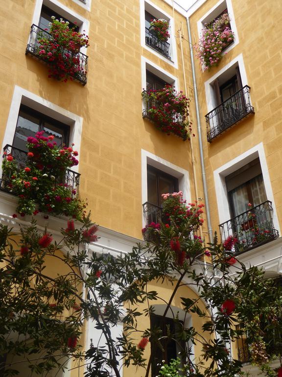 Hostal Huespedes Toledo Madrid Exterior photo